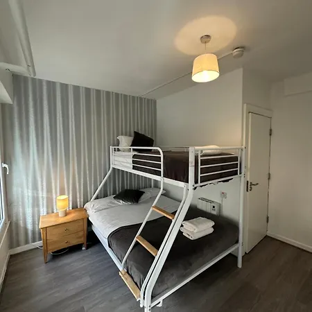Apartment Mary Street