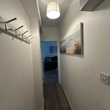 Mary Street Apartment